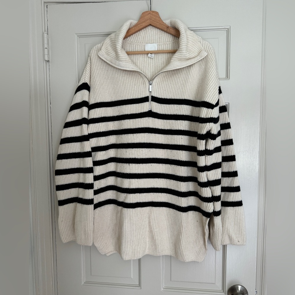 H&M sweater